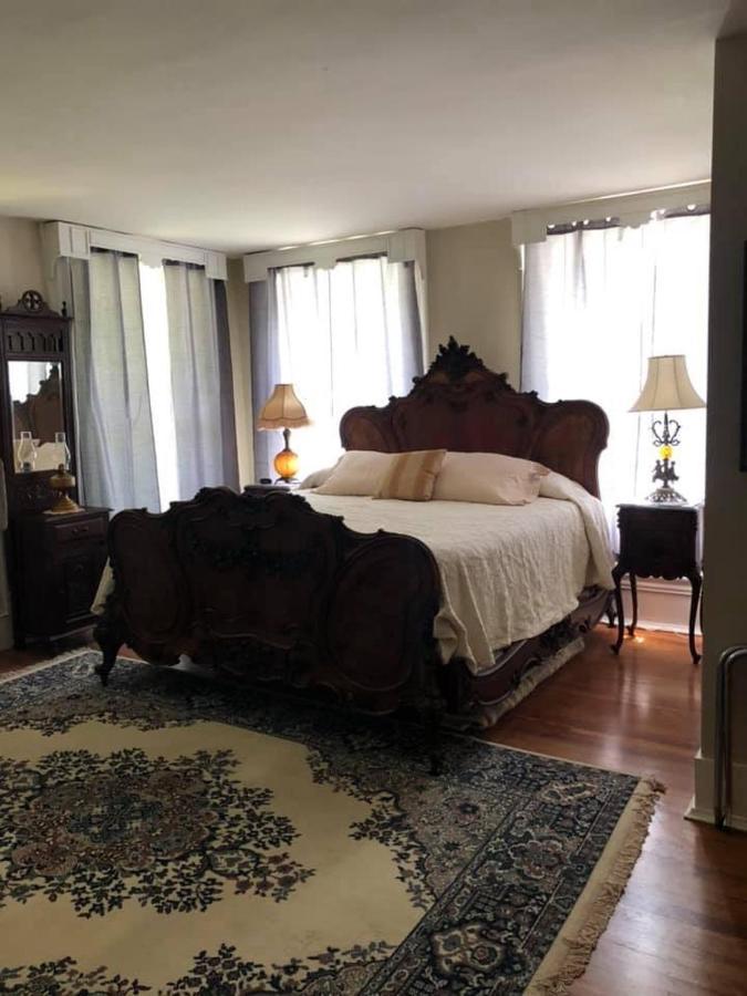 The Montgomery B&B Старквилл Экстерьер фото